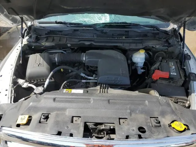 2017 RAM 1500 SLT  