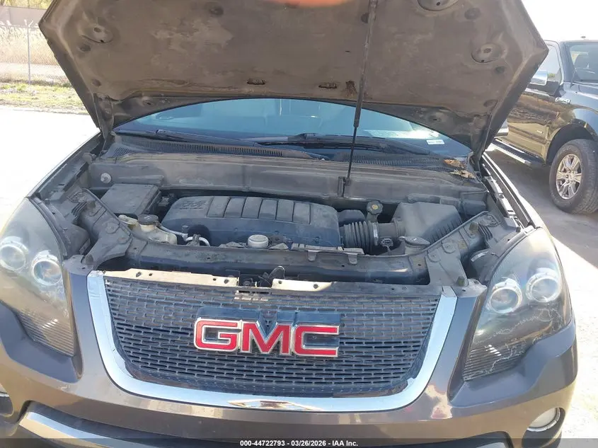2011 GMC ACADIA SLT-1
