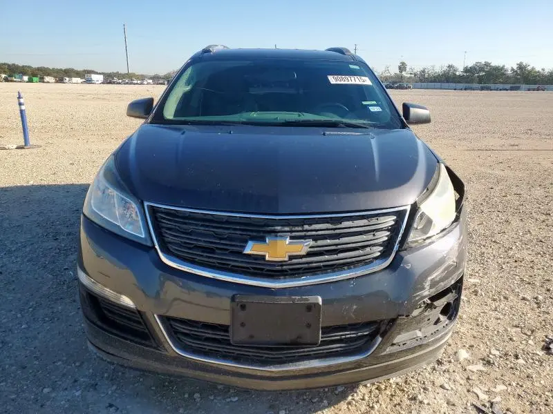 2013 CHEVROLET TRAVERSE LS  