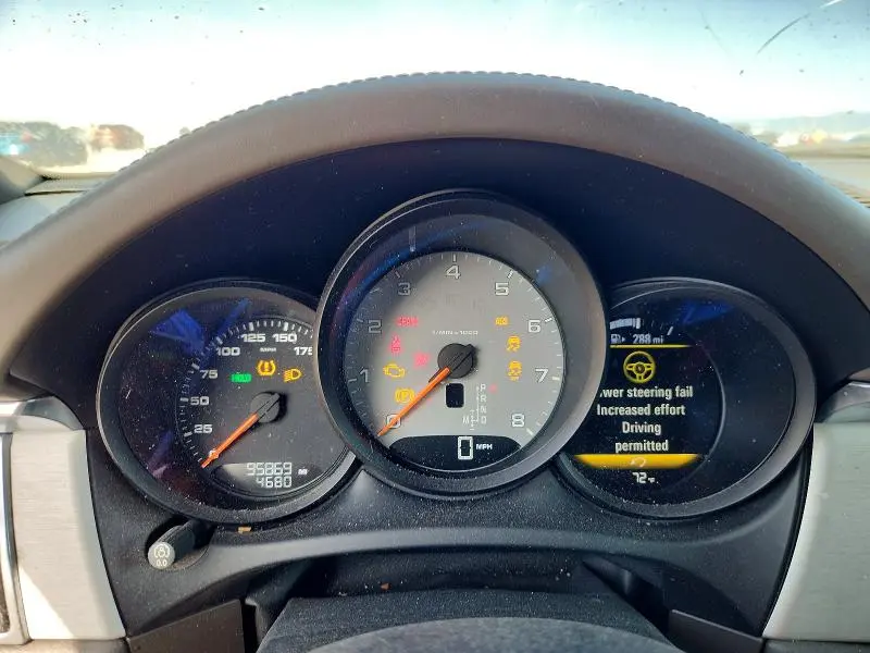 2016 PORSCHE MACAN S  
