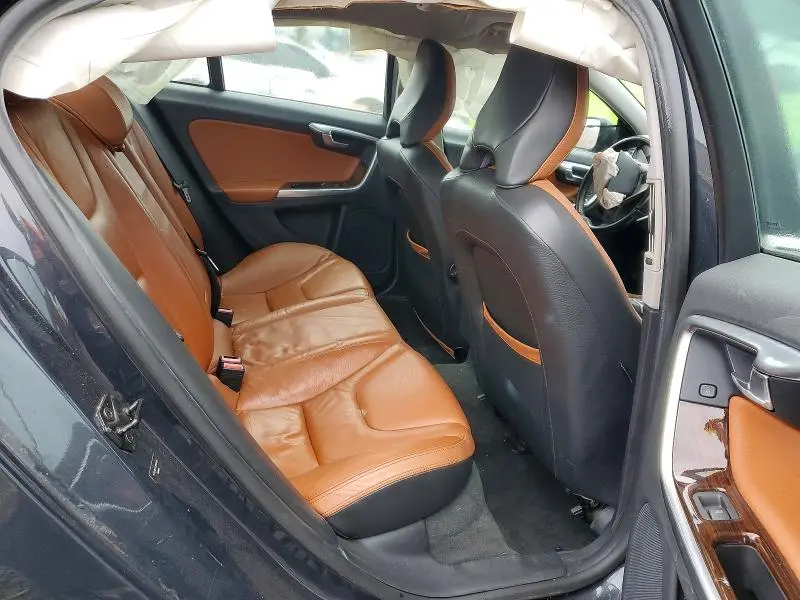 2012 VOLVO S60 T5  