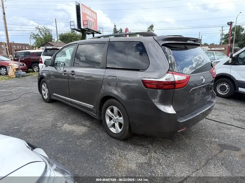 2017 TOYOTA SIENNA LE 8 PASSENGER