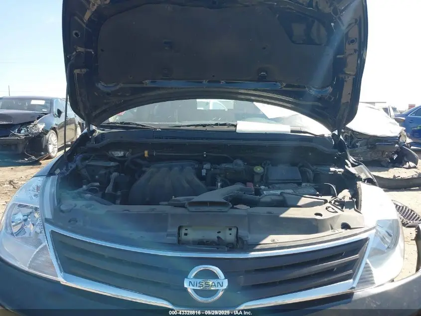 2012 NISSAN VERSA 1.8 S