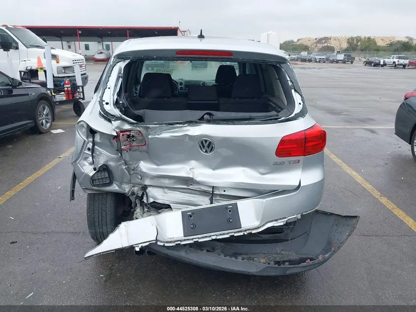 2014 VOLKSWAGEN TIGUAN S