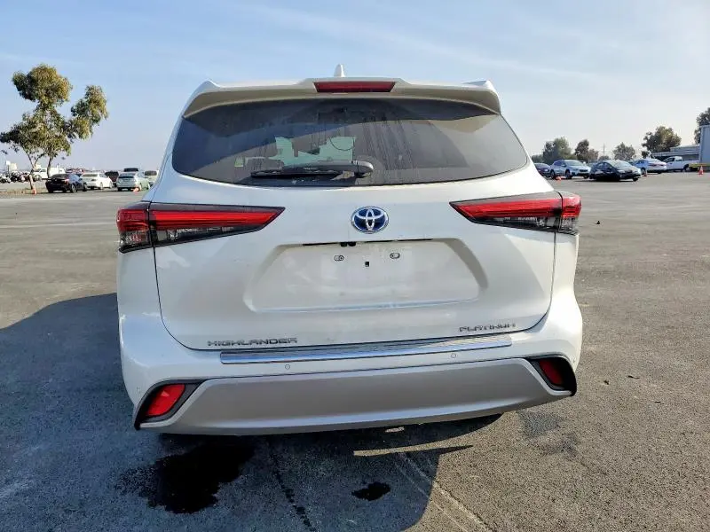 2020 TOYOTA HIGHLANDER HYBRID PLATINUM  
