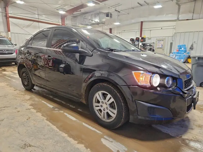 2016 CHEVROLET SONIC LT  