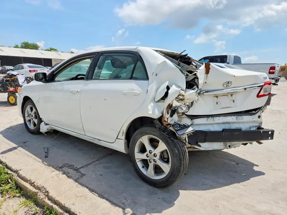 2013 TOYOTA COROLLA L  