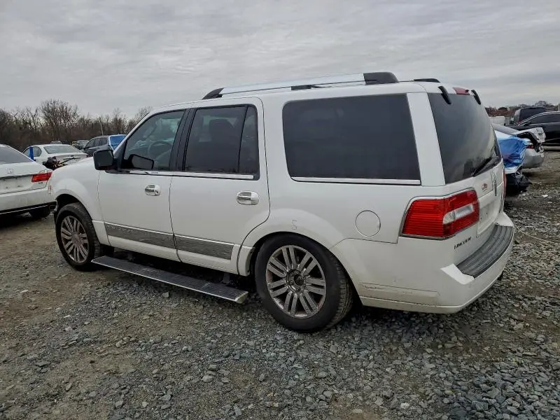 2010 LINCOLN NAVIGATOR   