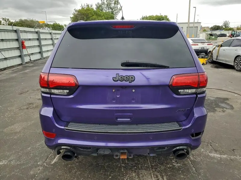 2013 JEEP GRAND CHEROKEE SRT-8  