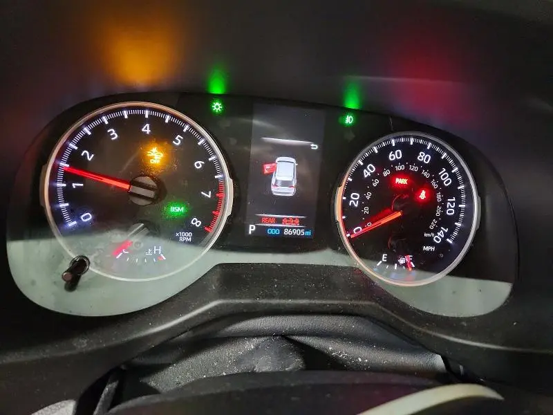 2019 TOYOTA RAV4 XLE  