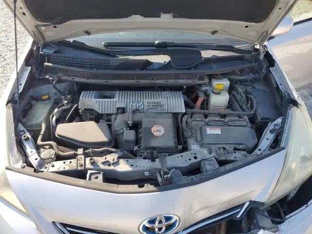2013 TOYOTA PRIUS V
