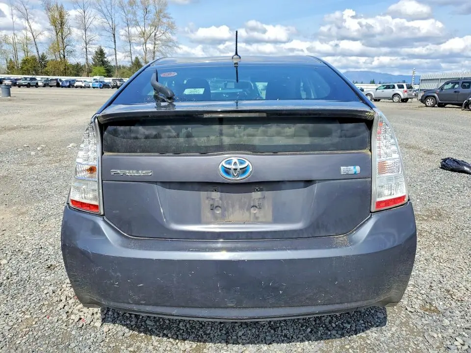 2010 TOYOTA PRIUS II  