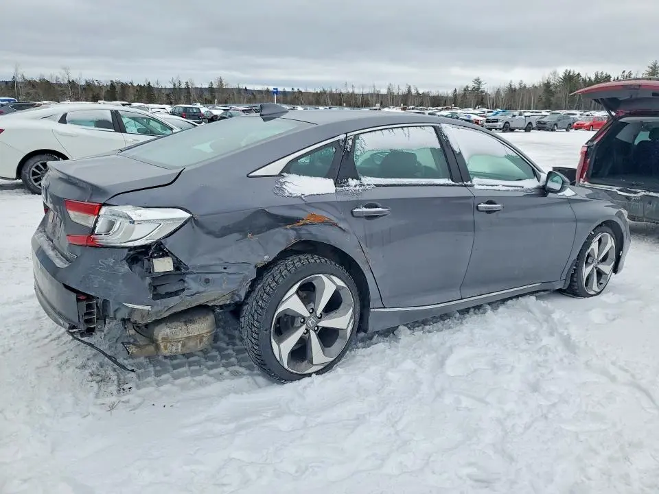 2019 HONDA ACCORD TOURING  