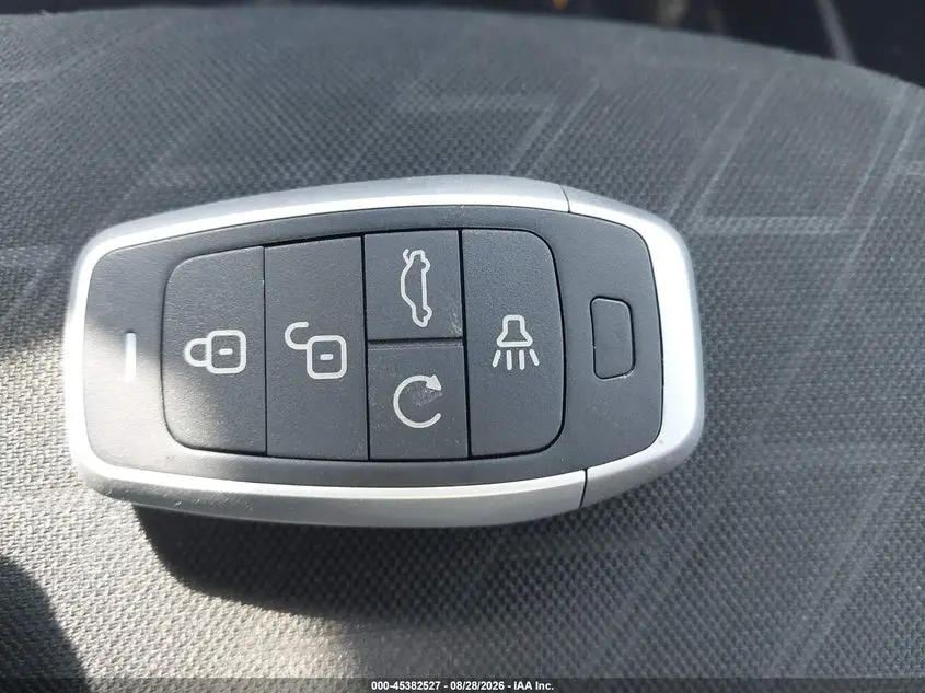 2024 NISSAN KICKS SV XTRONIC CVT