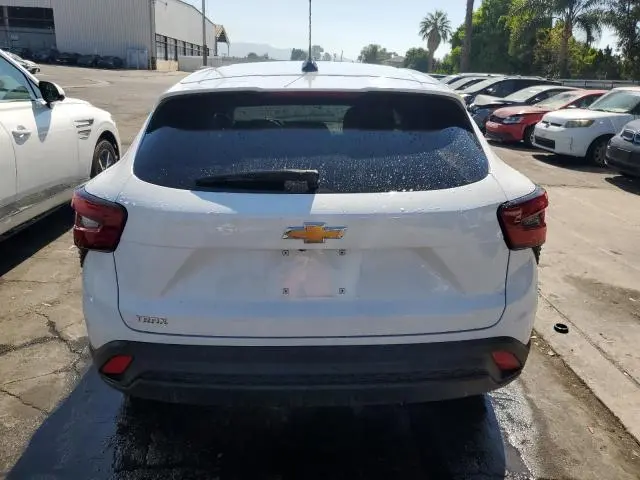 2024 CHEVROLET TRAX LS