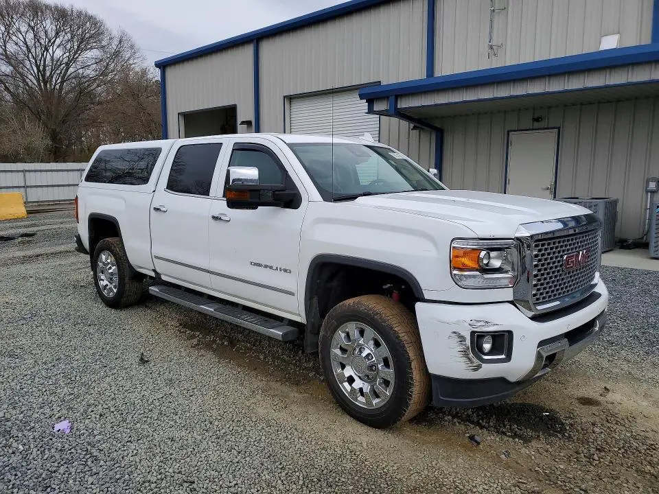 2016 GMC SIERRA K2500 DENALI  