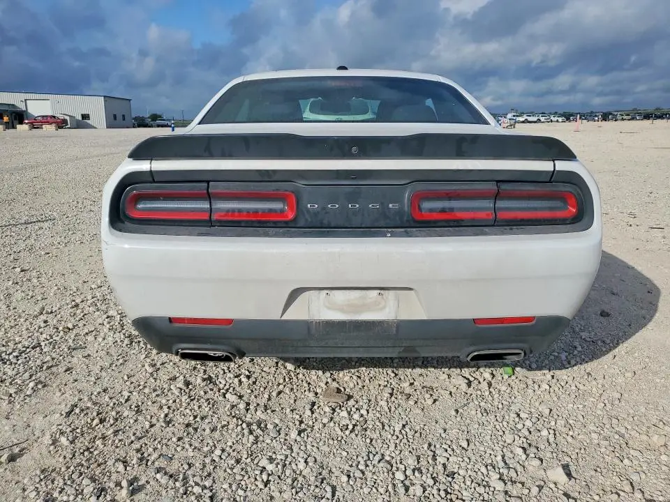 2023 DODGE CHALLENGER SXT  