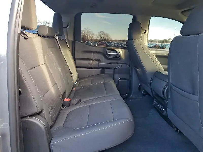 2021 CHEVROLET SILVERADO K1500 LT  