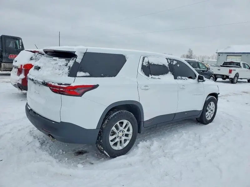 2023 CHEVROLET TRAVERSE LS  
