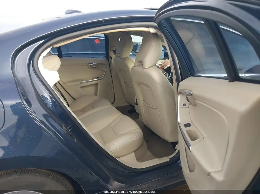 2013 VOLVO S60 T5 PLATINUM