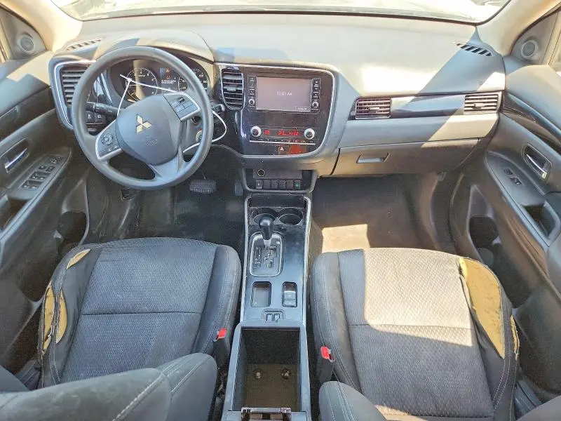 2020 MITSUBISHI OUTLANDER ES  