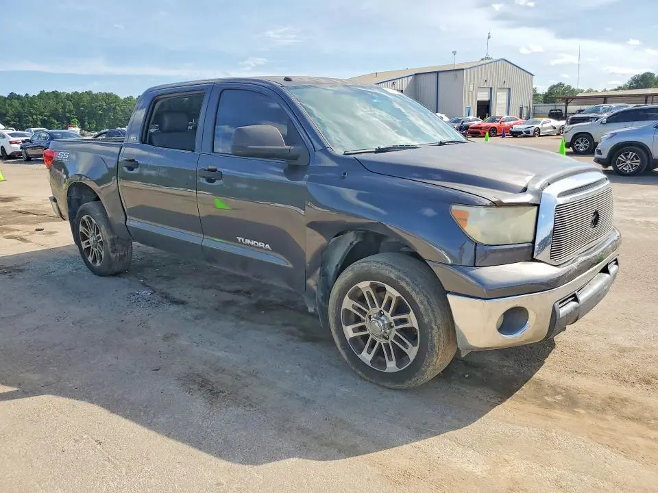 2012 TOYOTA TUNDRA CREWMAX SR5  