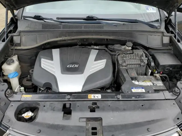 2017 HYUNDAI SANTA FE SE  