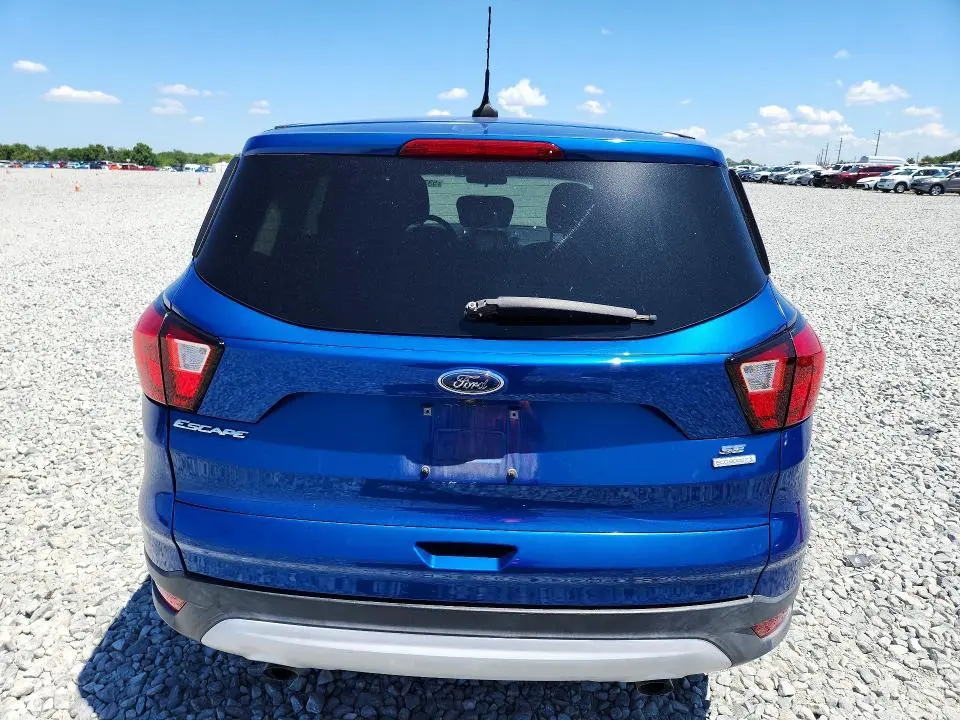 2019 FORD ESCAPE SE  