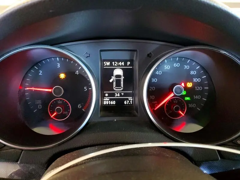 2011 VOLKSWAGEN JETTA TDI  