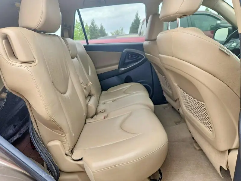 2011 TOYOTA RAV4 LIMITED  