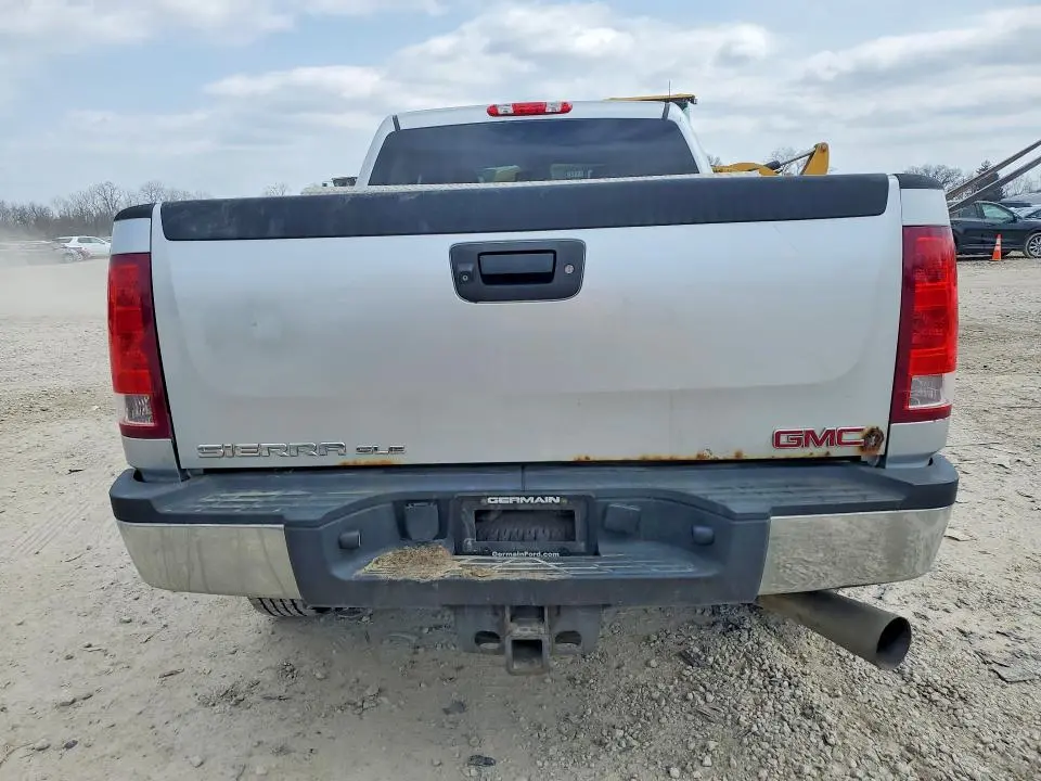 2013 GMC SIERRA K2500 SLE  