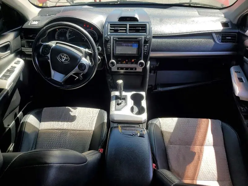 2014 TOYOTA CAMRY SE  