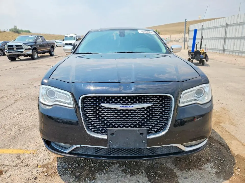2019 CHRYSLER 300 LIMITED  