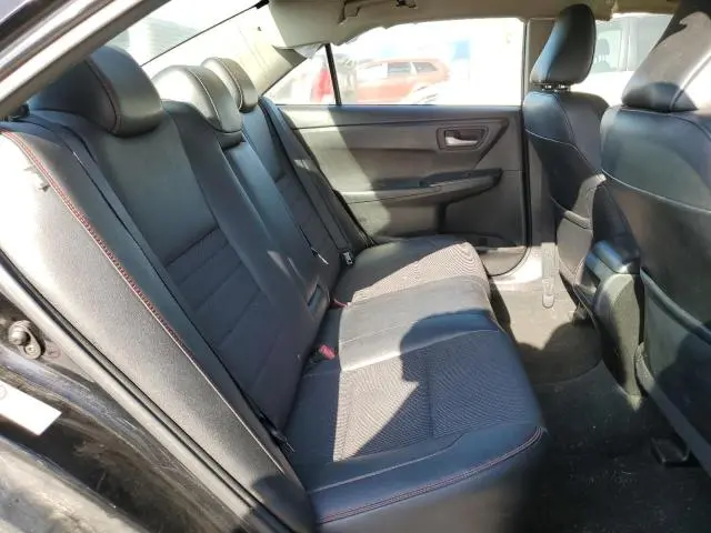 2016 TOYOTA CAMRY LE  