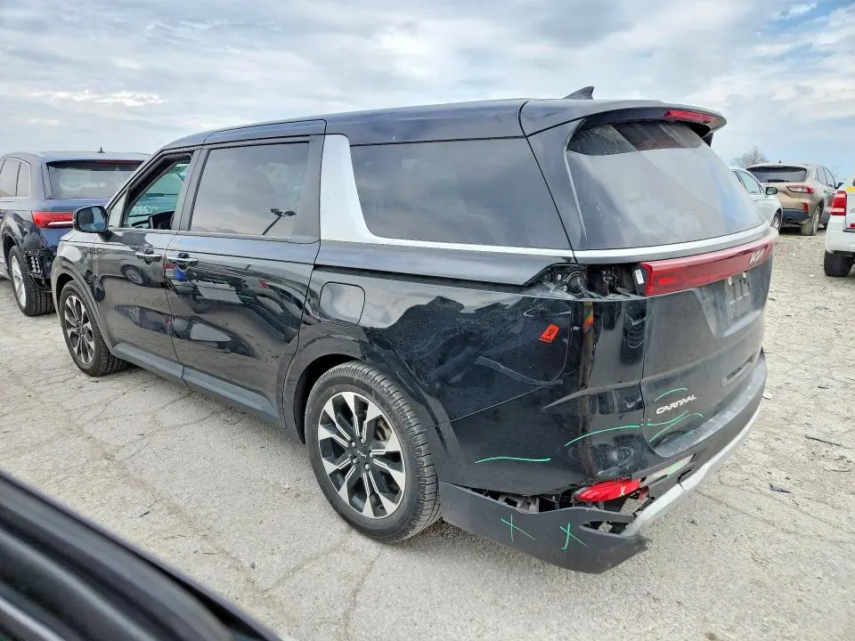 2023 KIA CARNIVAL EX  