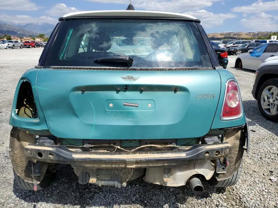 2012 MINI COOPER   