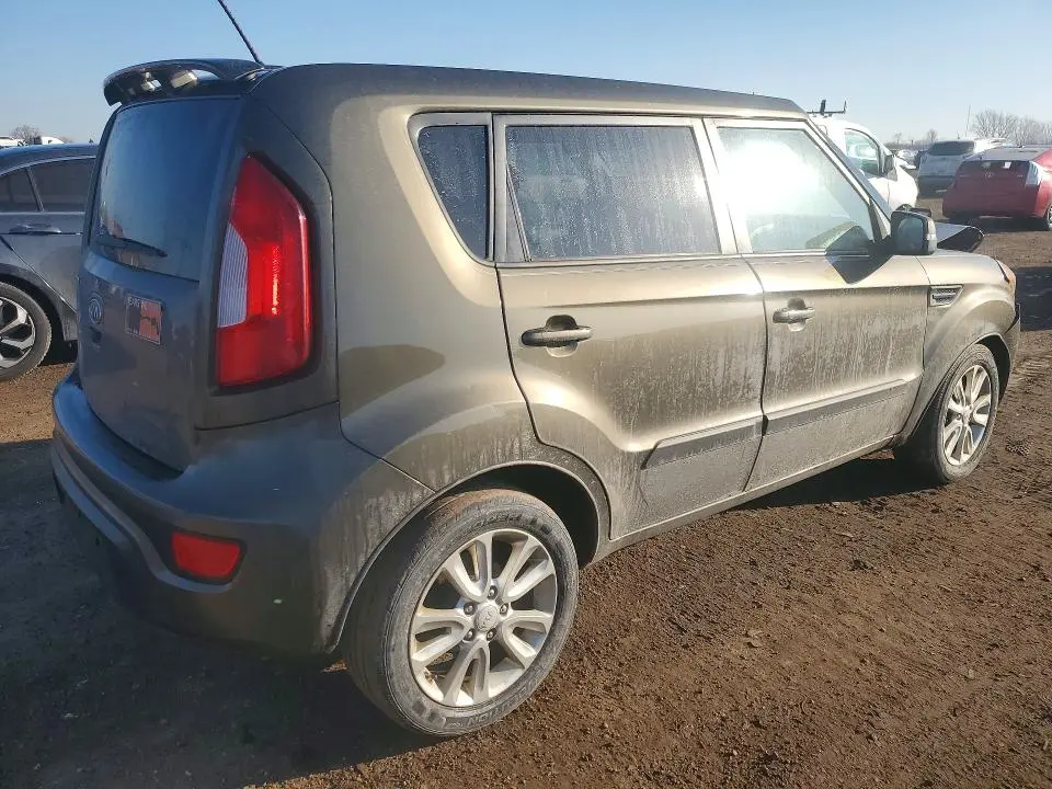2012 KIA SOUL +  