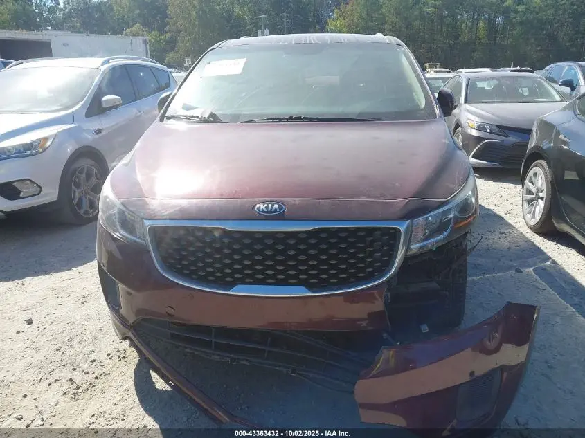 2017 KIA SEDONA LX