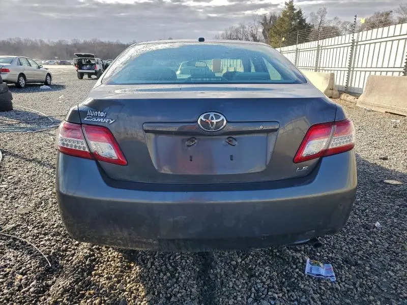 2011 TOYOTA CAMRY BASE  