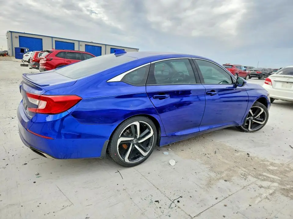 2018 HONDA ACCORD SPORT  