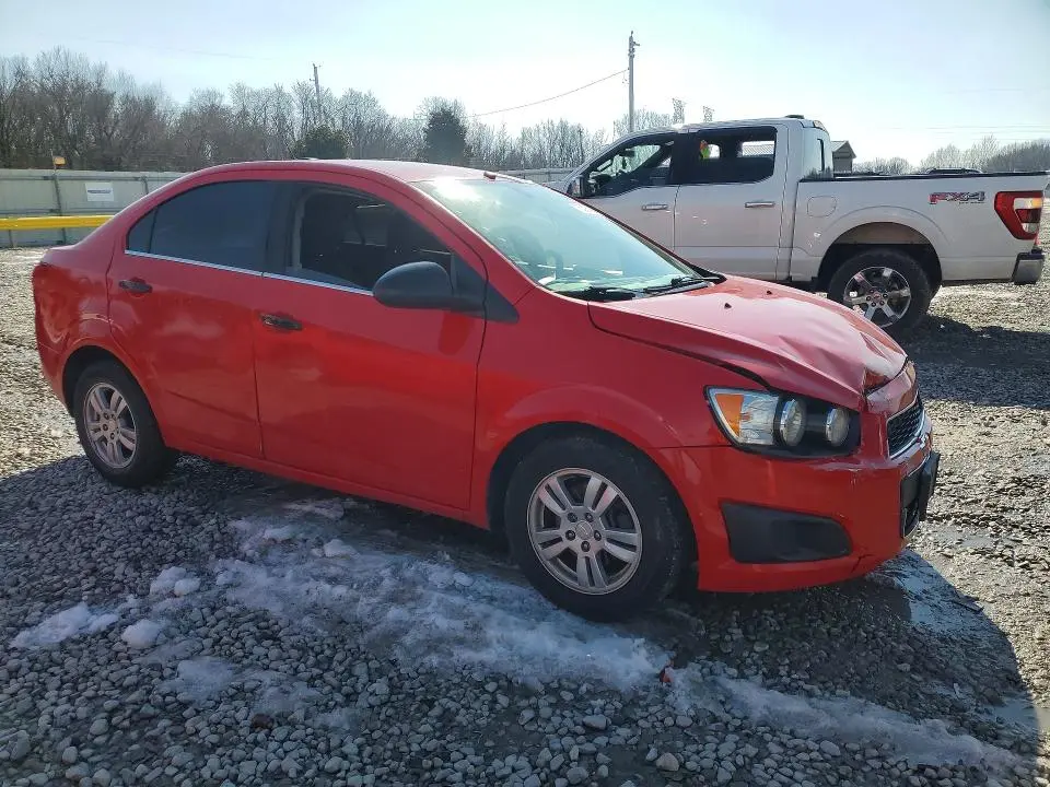 2015 CHEVROLET SONIC LT  
