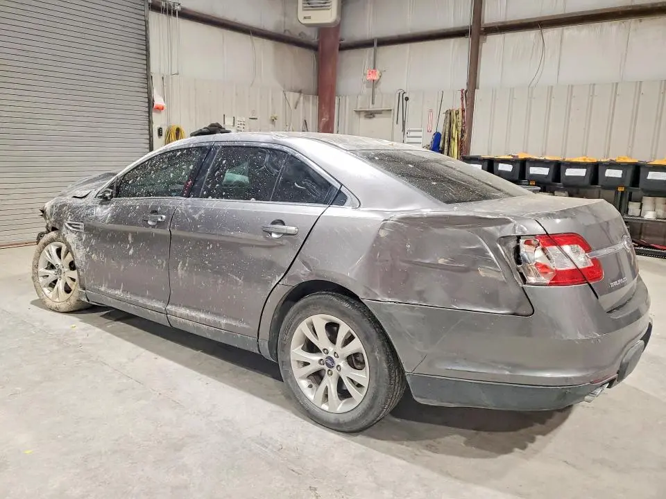 2011 FORD TAURUS SEL  