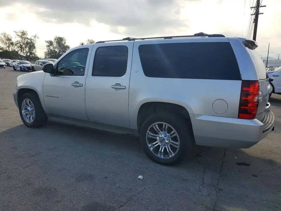 2010 CHEVROLET SUBURBAN C1500 LT  