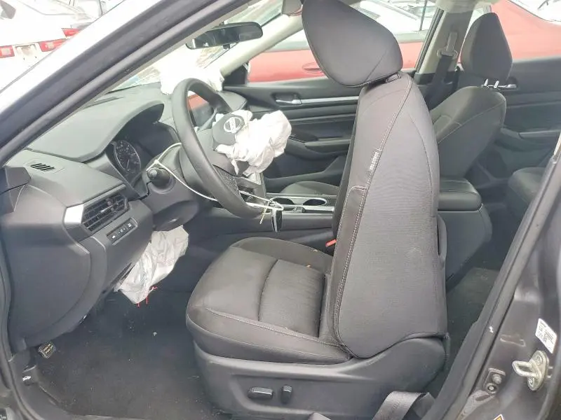 2021 NISSAN ALTIMA SV  