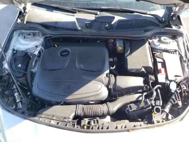 2015 MERCEDES-BENZ CLA 250