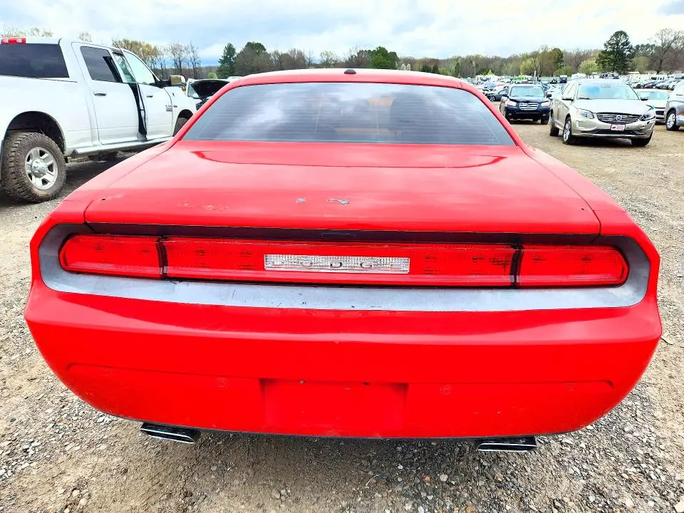 2014 DODGE CHALLENGER SXT  