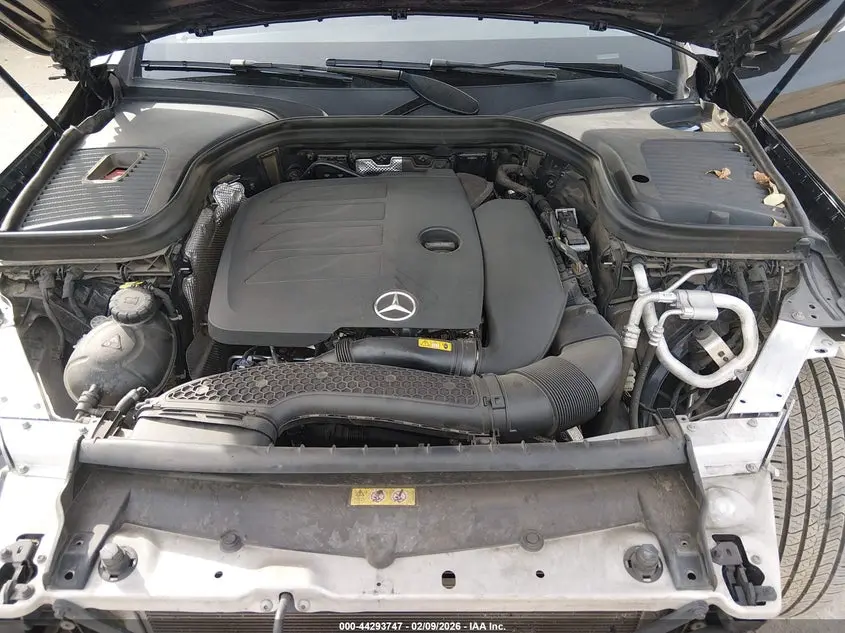 2020 MERCEDES-BENZ GLC 300  