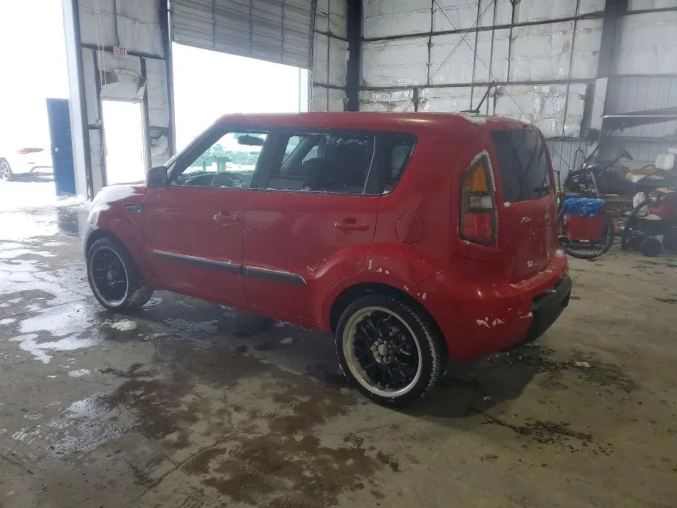 2011 KIA SOUL +  