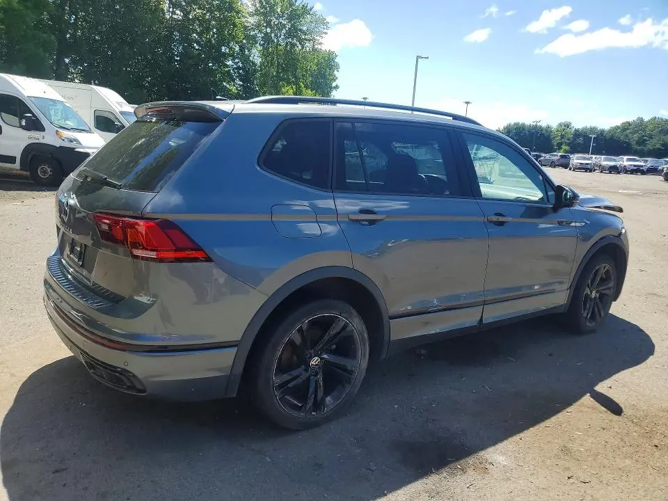 2023 VOLKSWAGEN TIGUAN SE R-LINE BLACK  