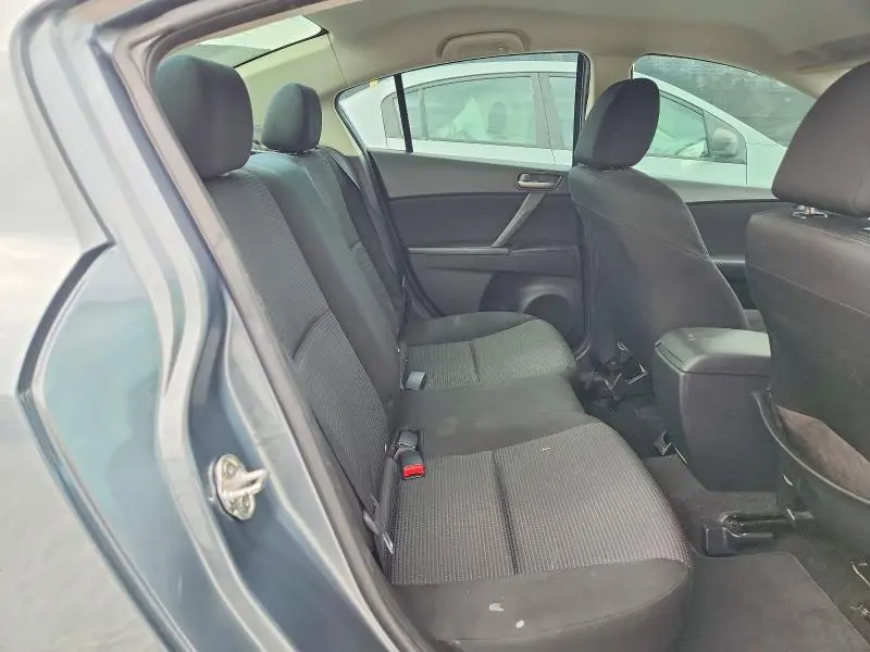 2013 MAZDA 3 I  